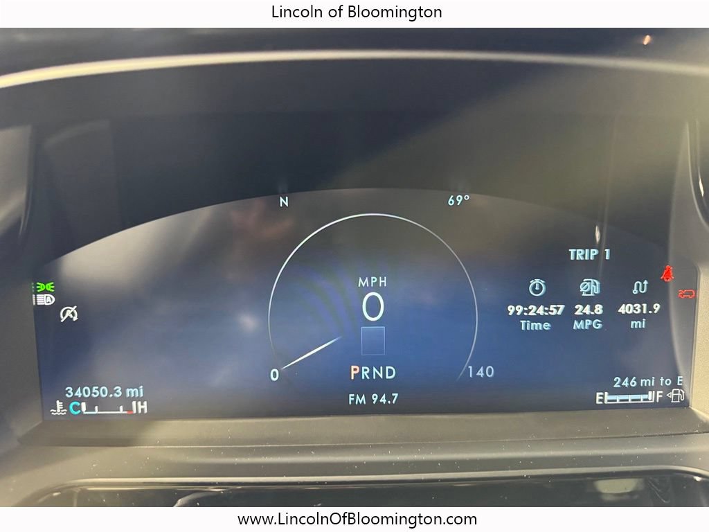 Used 2023 Lincoln Corsair AWD w/ Equipment Group 101A image 18