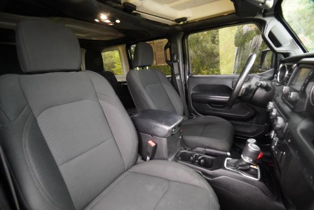 Used 2020 Jeep Wrangler Unlimited Sport image 27