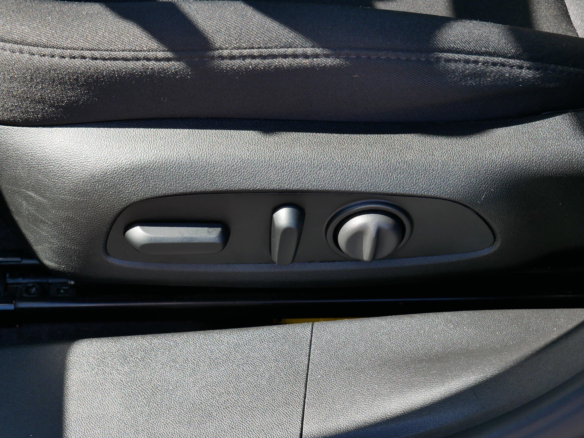 Used 2023 Chevrolet Malibu LT FWD image 19