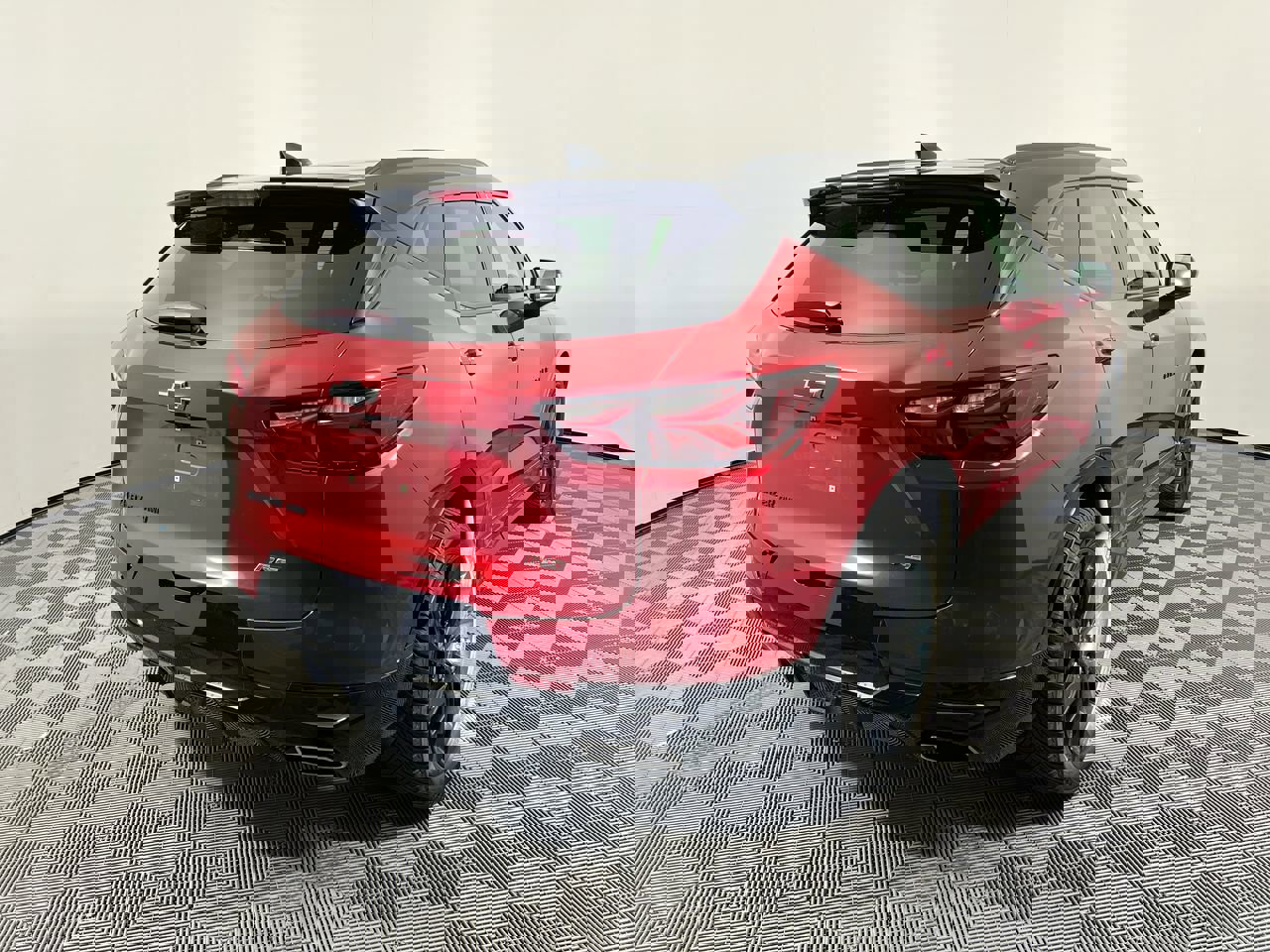 Used 2022 Chevrolet Blazer RS w/ Enhanced Convenience Package image 3