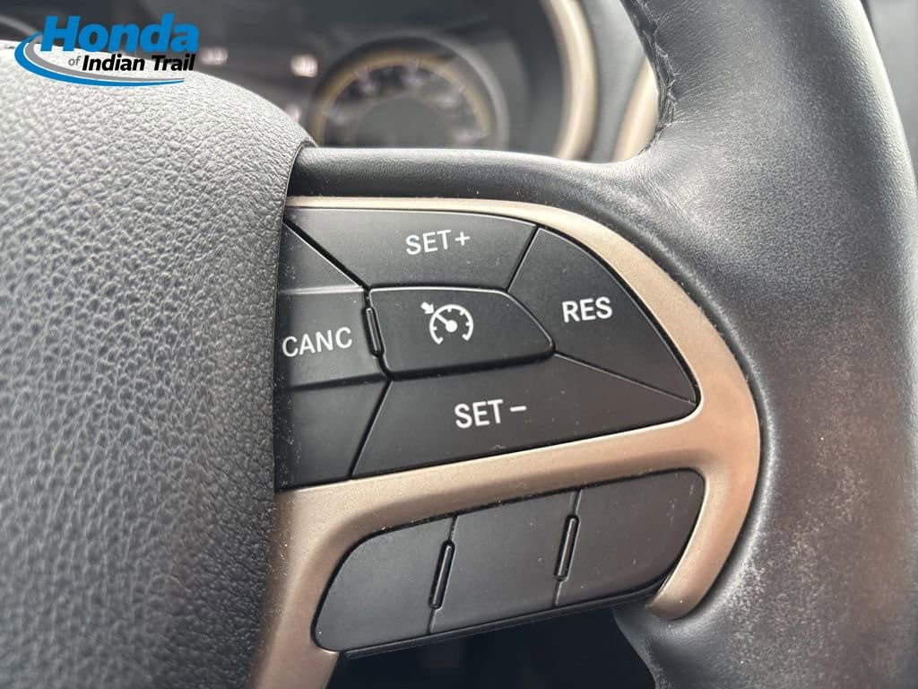 Used 2016 Jeep Cherokee High Altitude image 23