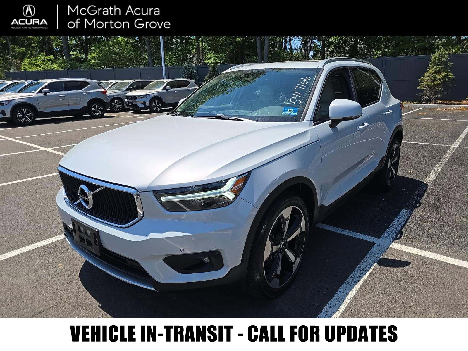 Used 2021 Volvo XC40 T5 Momentum w/ Protection Package
