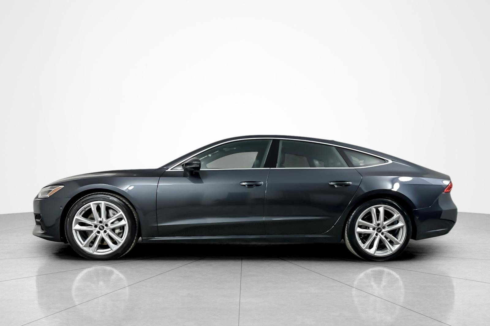 Used 2023 Audi A7 3.0T Premium w/ Convenience Package image 2