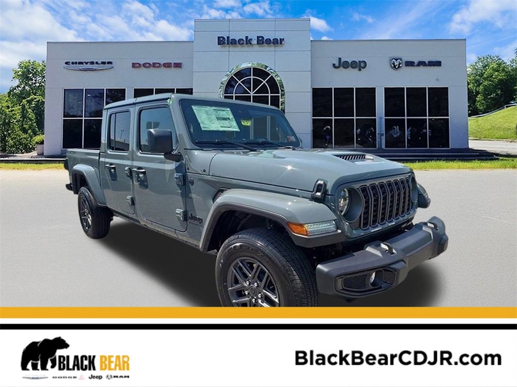 New 2025 Jeep Gladiator Sport image 1