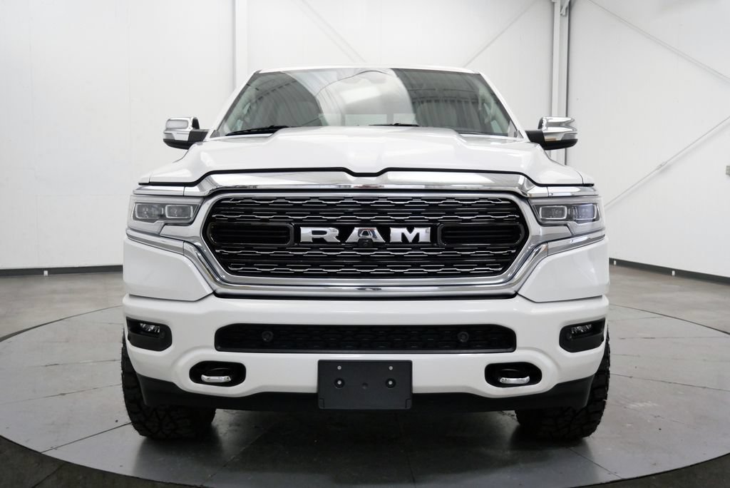 Used 2024 RAM 1500 Limited AWD/4WD image 2