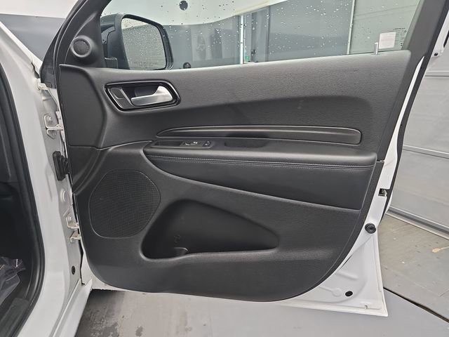 Used 2022 Dodge Durango SXT w/ Blacktop Package AWD/4WD image 43
