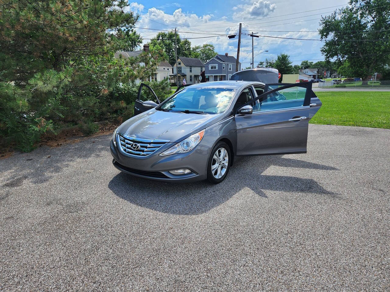 Used 2011 Hyundai Sonata Limited FWD image 4