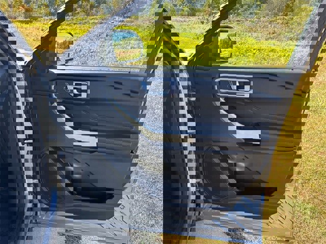 Used 2021 Ford Explorer XLT w/ Equipment Group 202A image 36