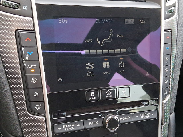 Used 2017 INFINITI Q50 Signature Edition w/ All Weather Package (L93) image 16