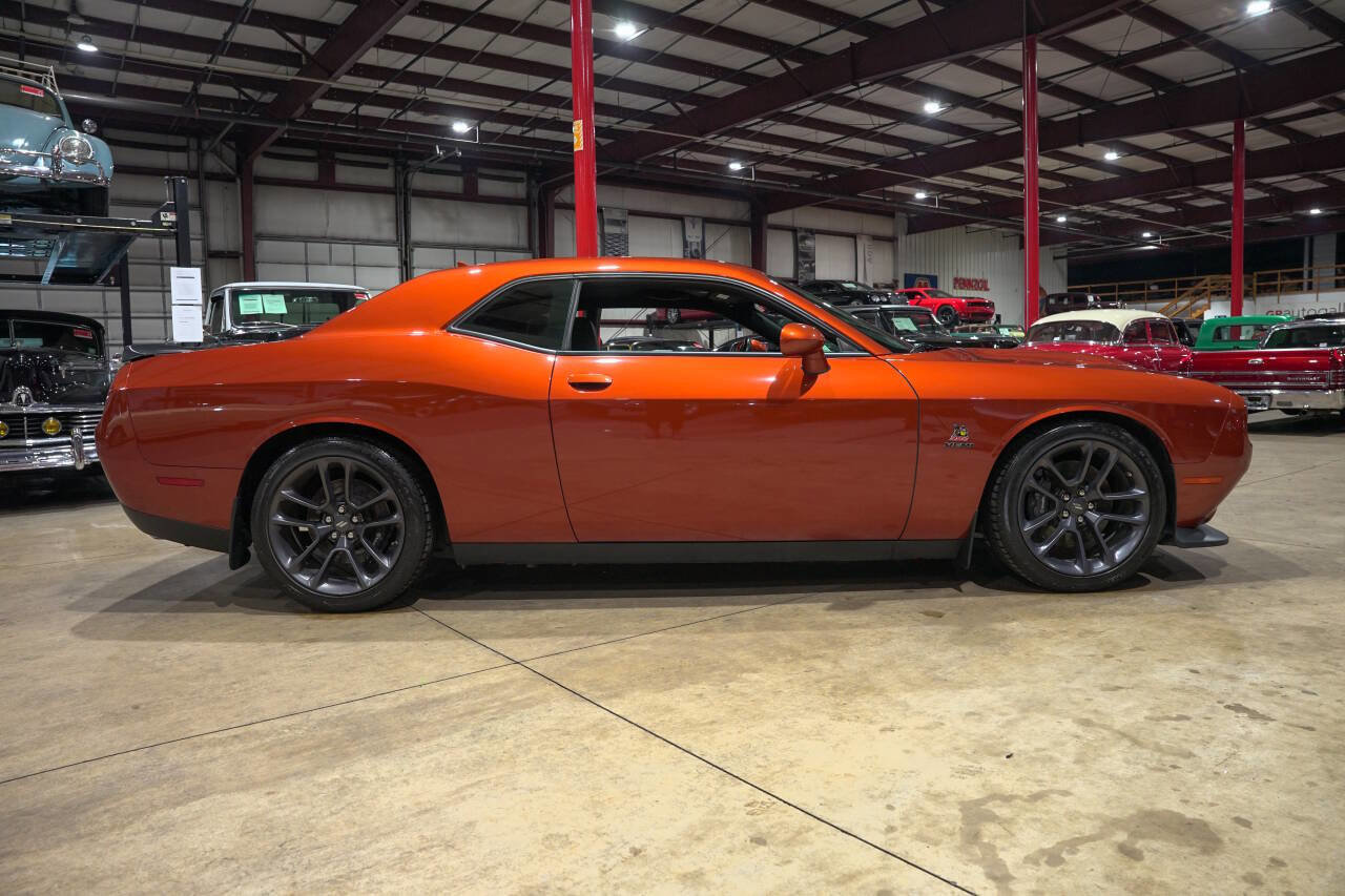 Used 2022 Dodge Challenger R/T Scat Pack w/ Driver Convenience Group image 10