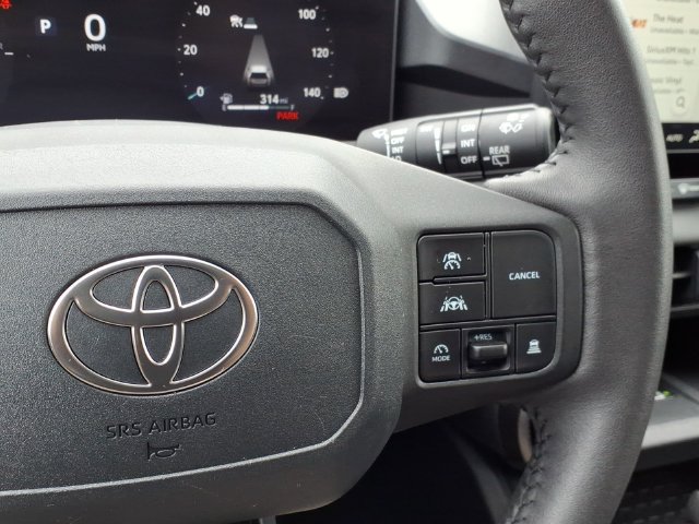 Used 2026 Toyota RAV4 XLE Premium AWD/4WD image 22