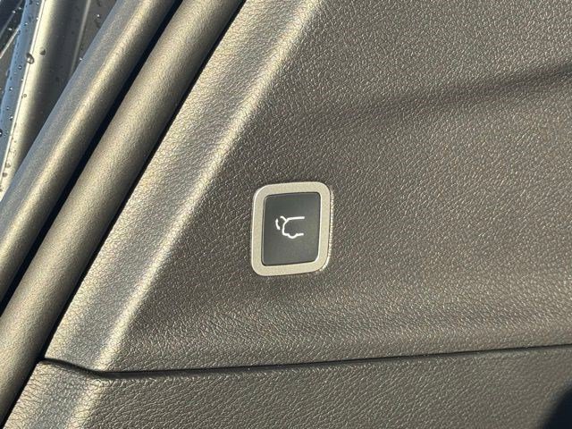 New 2026 Chrysler Pacifica Select image 29