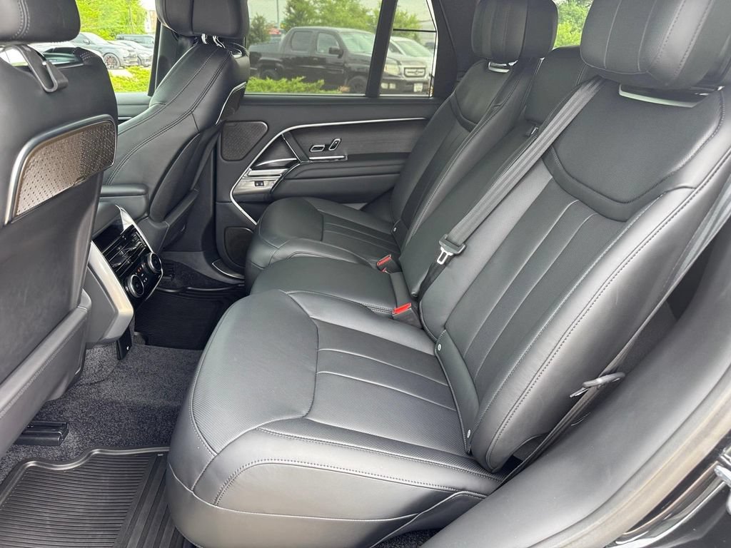 Used 2026 Land Rover Range Rover Autobiography AWD/4WD image 9