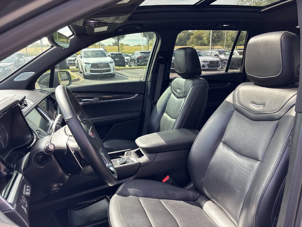 Used 2020 Cadillac XT6 Sport AWD/4WD image 10