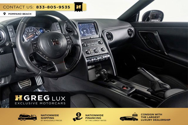 Used 2015 Nissan GT-R Premium image 28