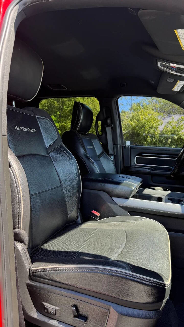 Used 2020 RAM 3500 Laramie image 31