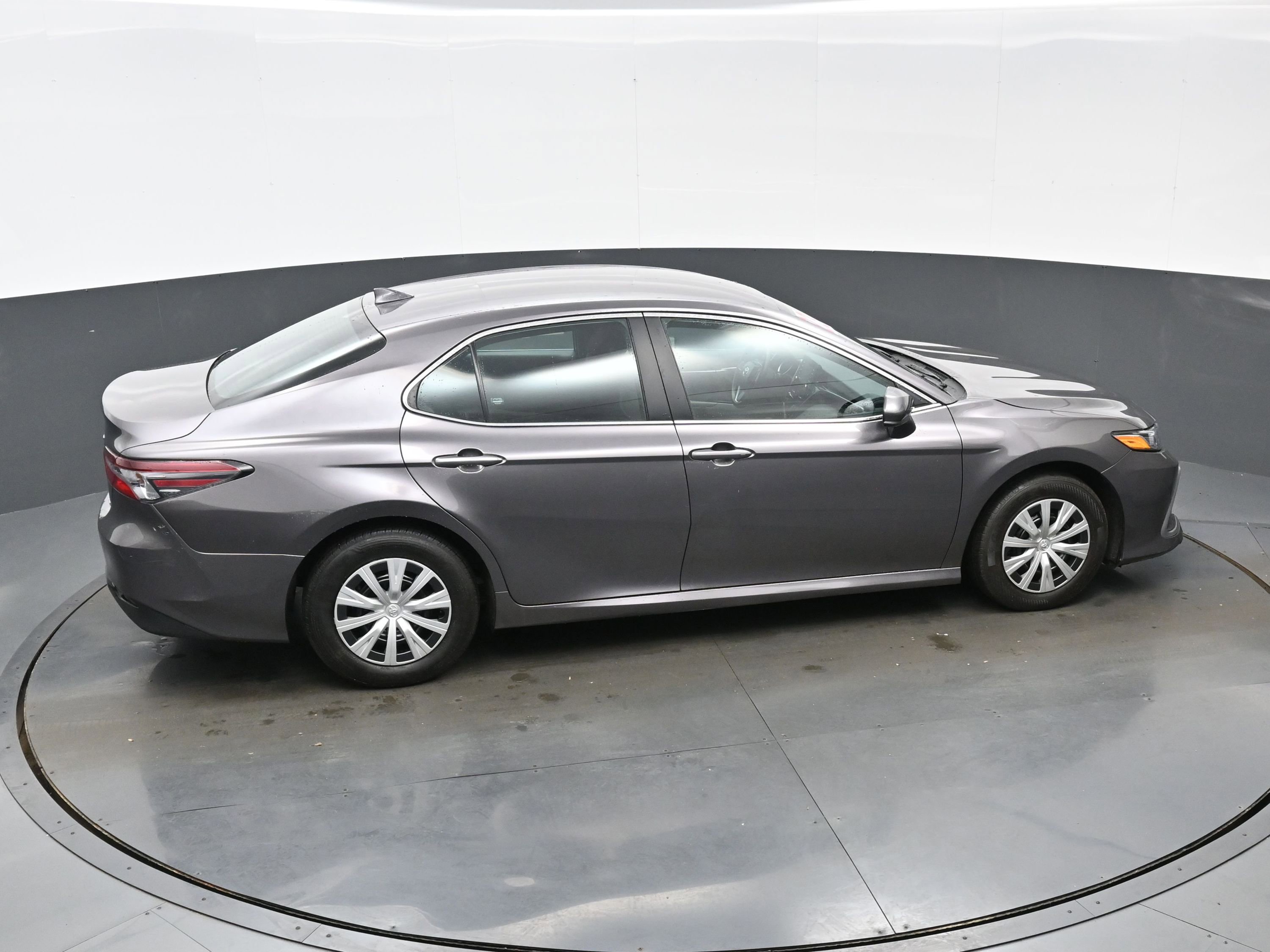 Used 2024 Toyota Camry LE FWD image 41