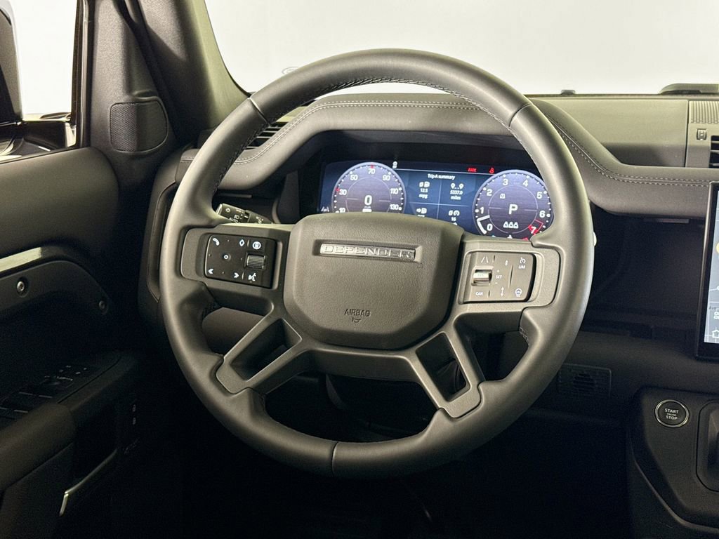 Used 2025 Land Rover Defender 110 X-Dynamic SE image 20