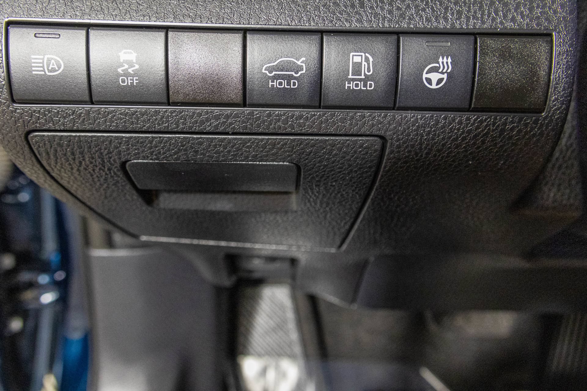 Used 2021 Toyota Camry XLE FWD image 33