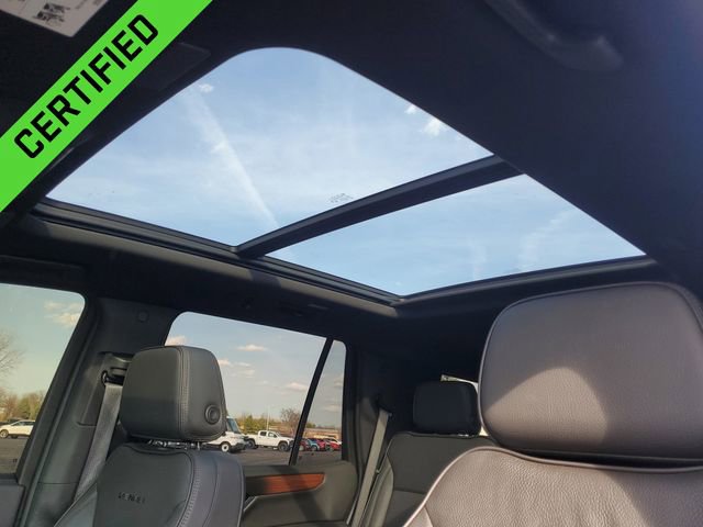 Used 2025 GMC Yukon Denali w/ Sun & Power Step Package image 20