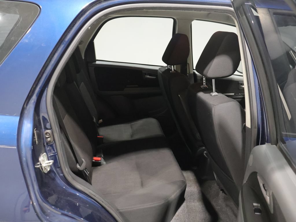 Used 2010 Suzuki SX4 AWD Hatchback image 16