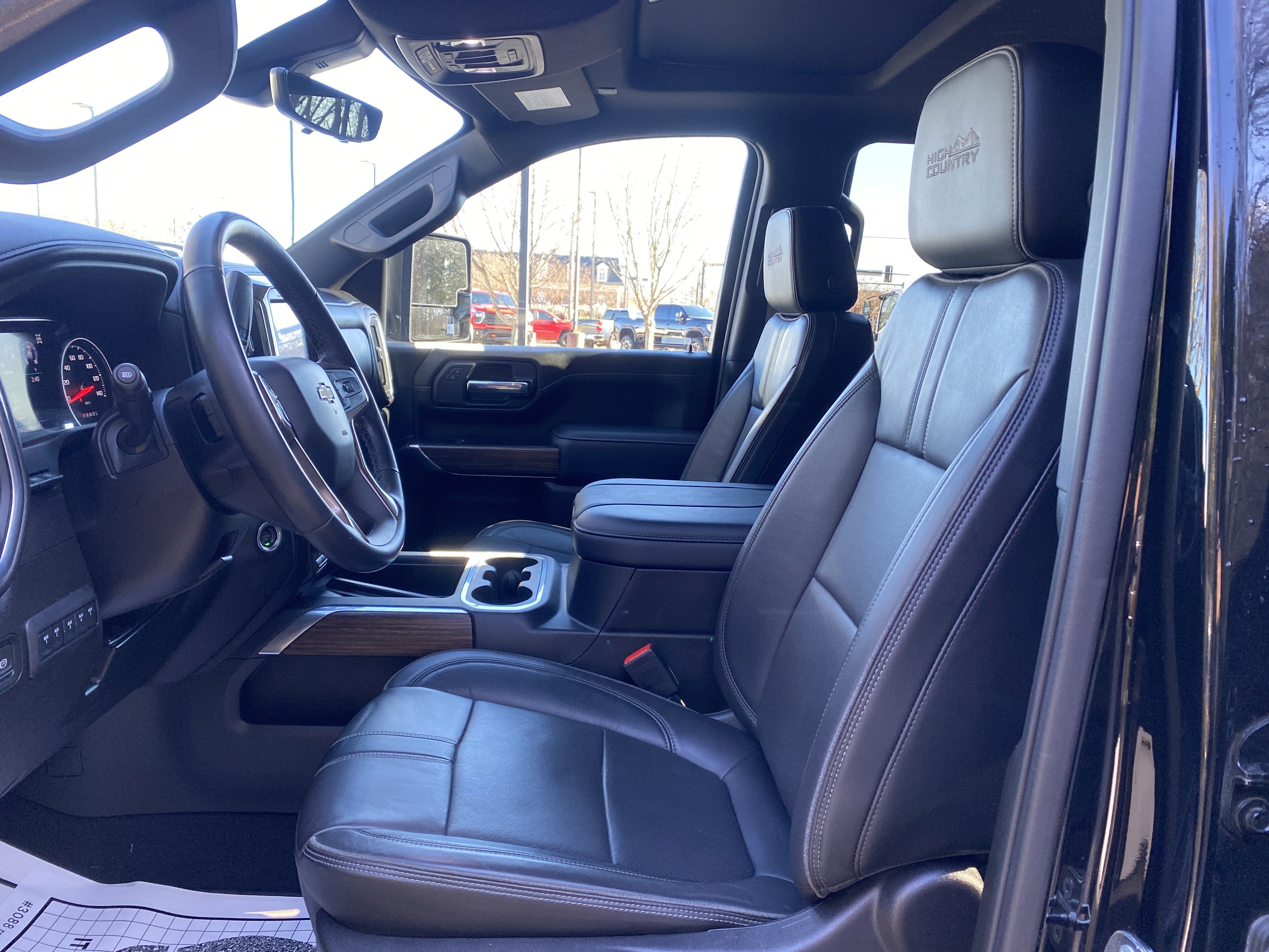 Used 2023 Chevrolet Silverado 2500 High Country w/ Z71 Off-Road Package image 17