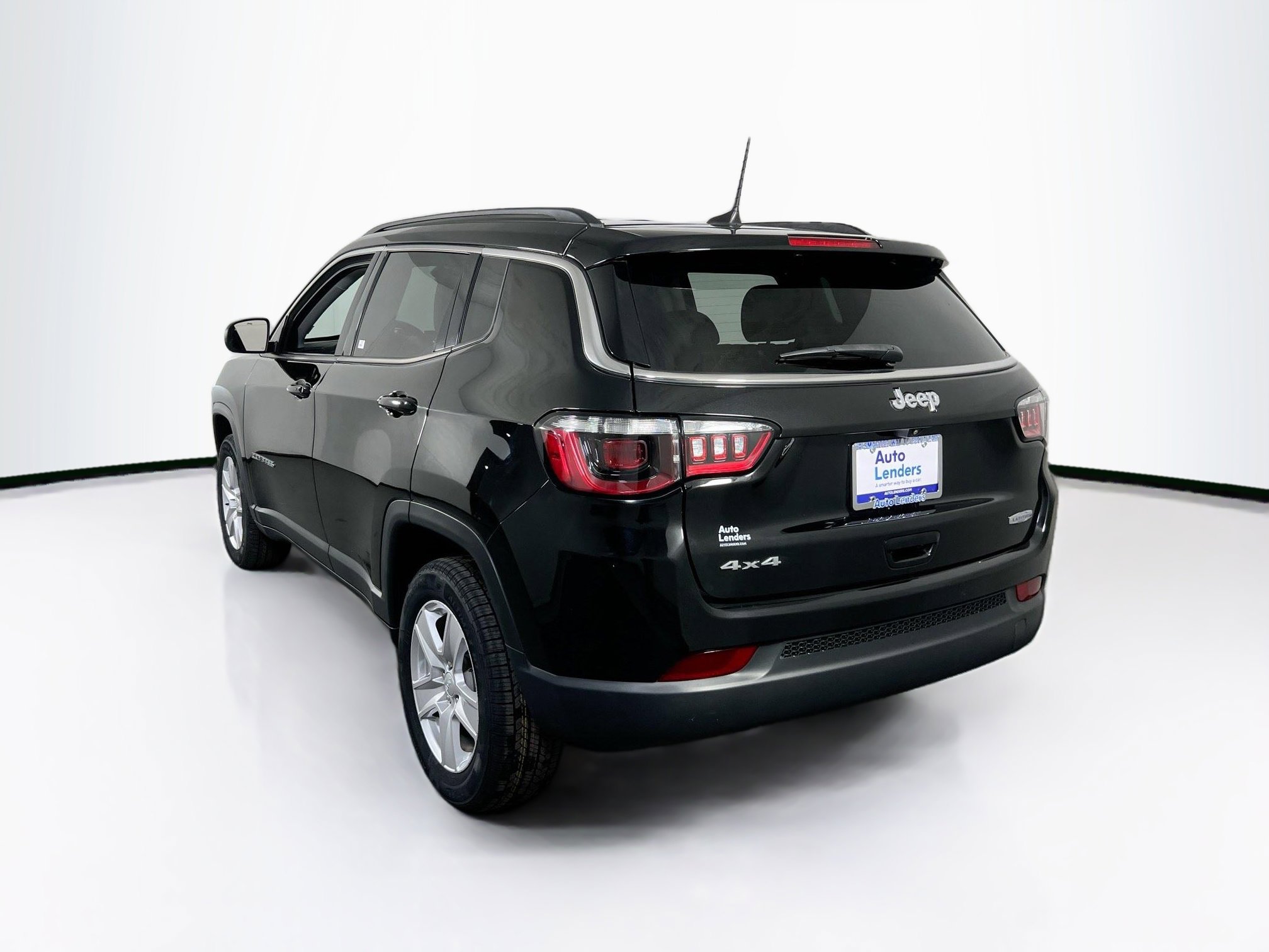 Used 2022 Jeep Compass Latitude image 7