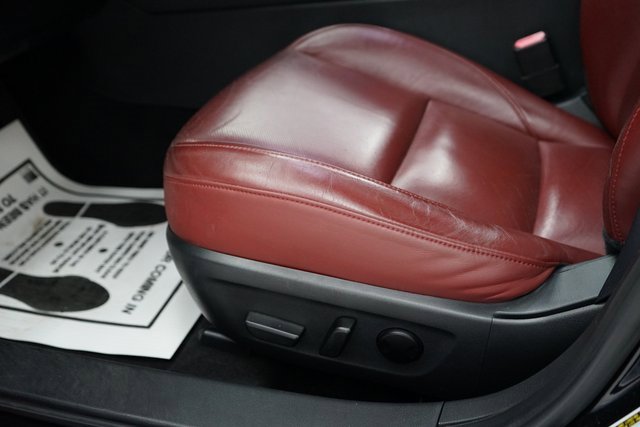 Used 2020 MAZDA MAZDA3 Hatchback w/ Premium Package image 27