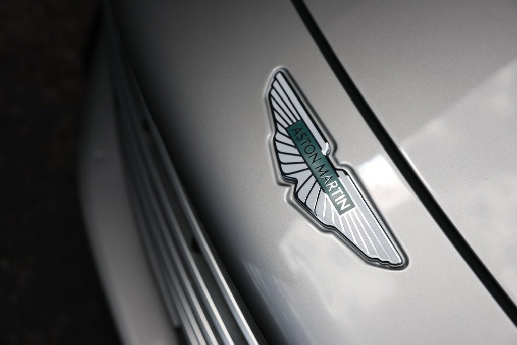 Used 2024 Aston Martin DB12 Convertible image 29