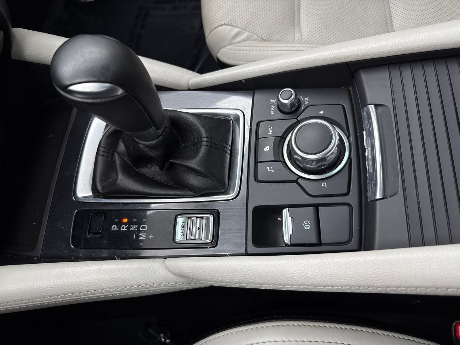 Used 2016 MAZDA MAZDA6 Grand Touring FWD image 29