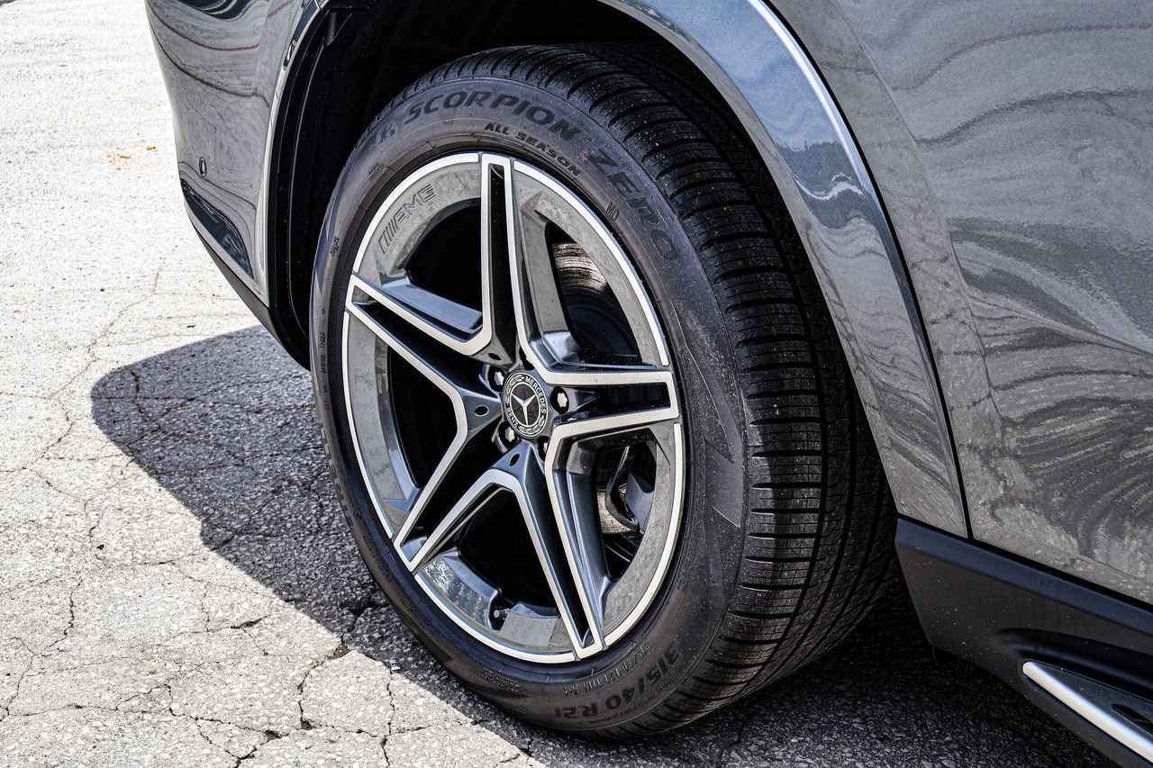 New 2026 Mercedes-Benz GLS 450 4MATIC image 10
