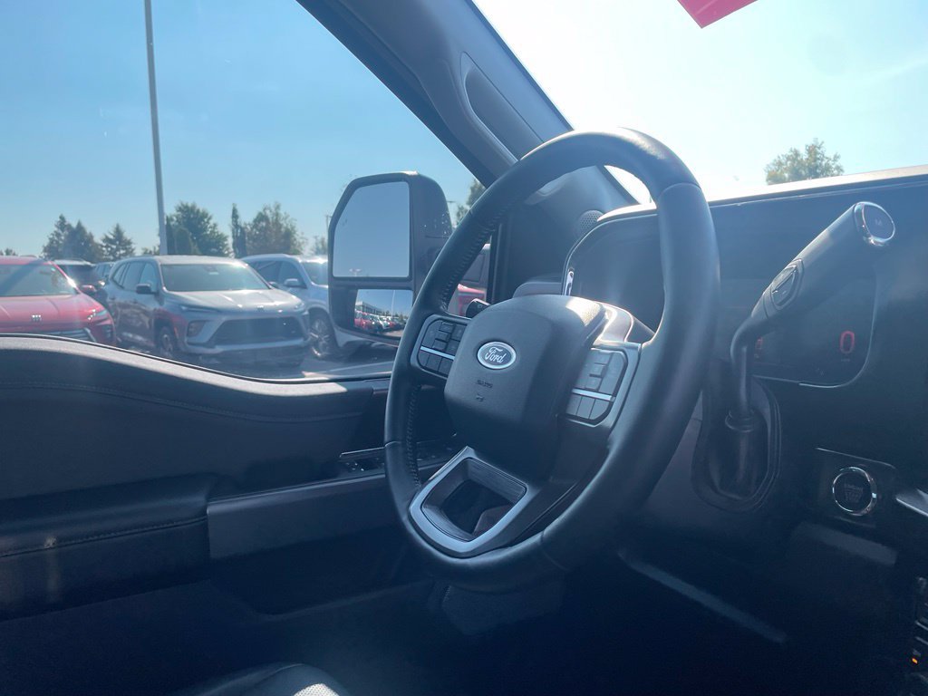 Used 2024 Ford F250 Lariat w/ Lariat Ultimate Package AWD/4WD image 30