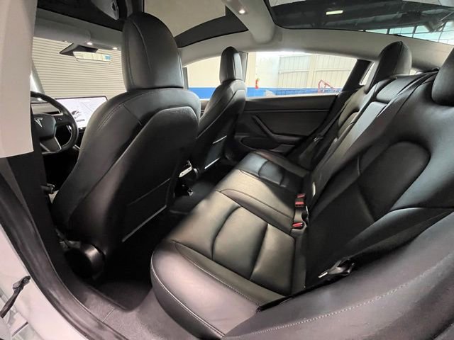 Used 2019 Tesla Model 3 Standard Range Plus RWD image 14