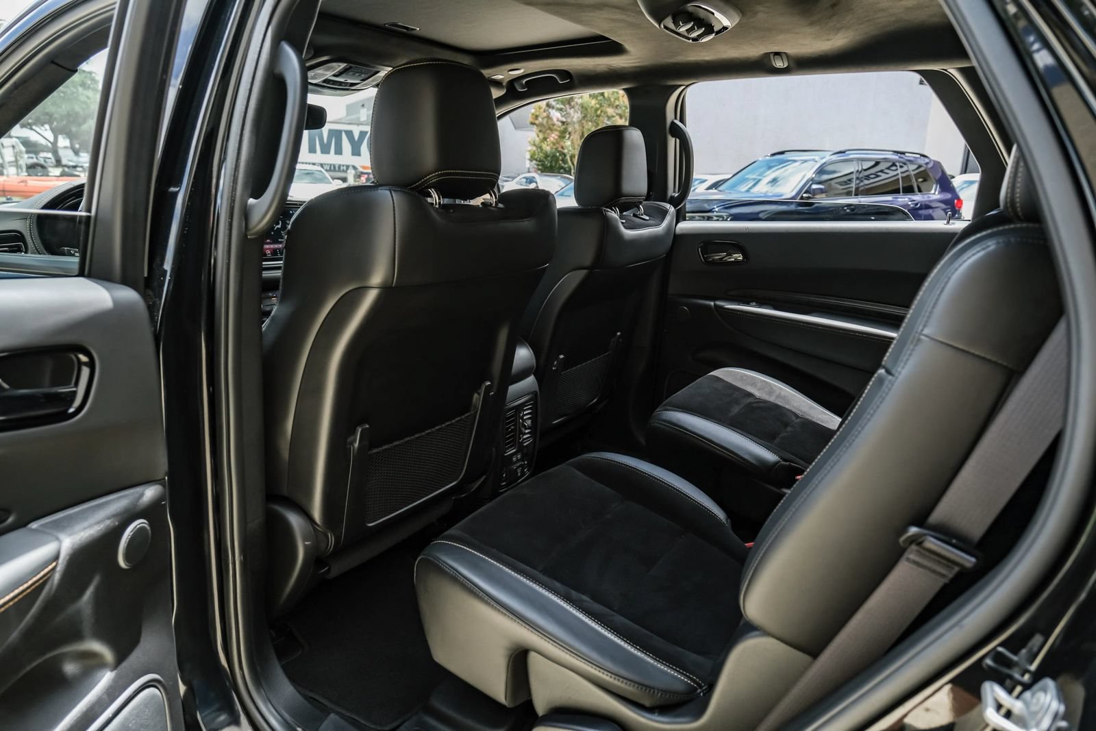 Used 2025 Dodge Durango R/T AWD/4WD image 40