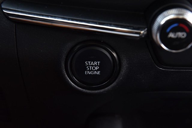 Used 2024 MAZDA MAZDA3 s FWD image 15