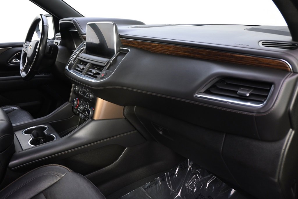 Used 2023 Chevrolet Suburban High Country image 15