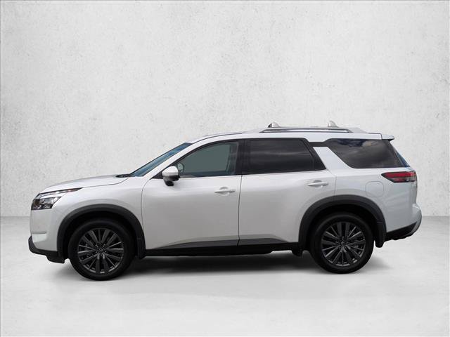 Used 2025 Nissan Pathfinder SL w/ SL Premium Package AWD/4WD image 9