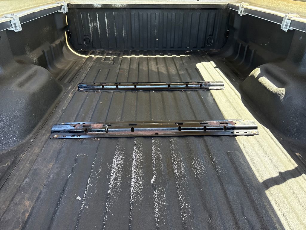 Used 2010 Ford F250 XL image 11