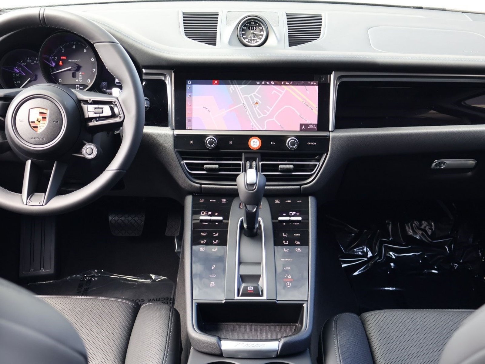 New 2026 Porsche Macan Turbo AWD/4WD image 20