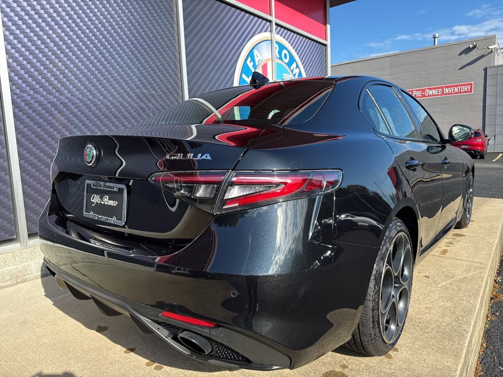 New 2025 Alfa Romeo Giulia AWD w/ Driving Assist Package image 3