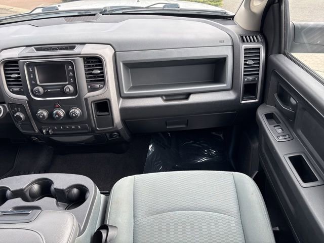 Used 2018 RAM 2500 Tradesman w/ Chrome Appearance Group image 19