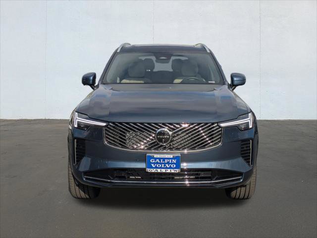 New 2026 Volvo XC90 B6 Plus w/ Protection Package Premier AWD/4WD image 4