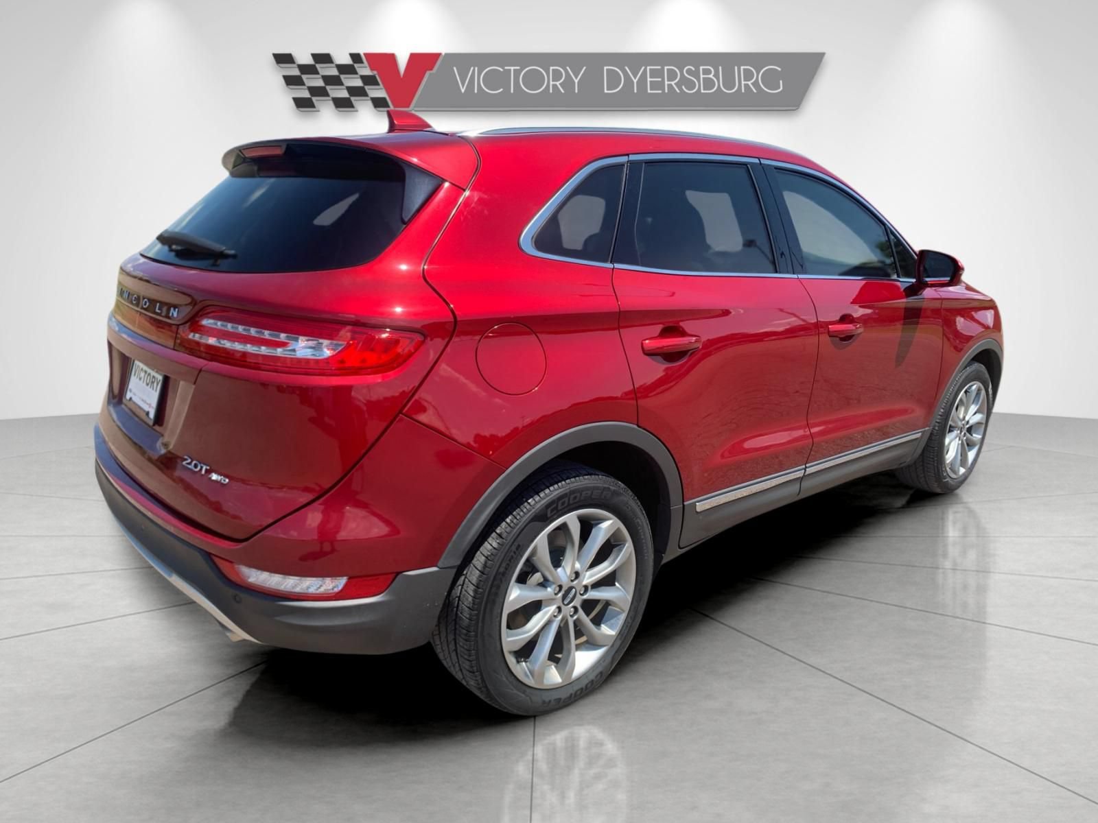 Used 2018 Lincoln MKC Select w/ Select Plus Package AWD/4WD image 4
