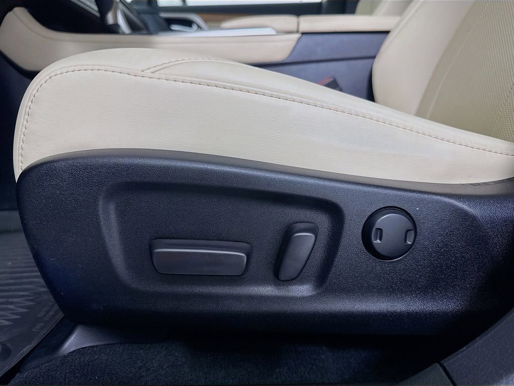 Used 2022 Lexus RX 450h AWD w/ Premium Package image 21
