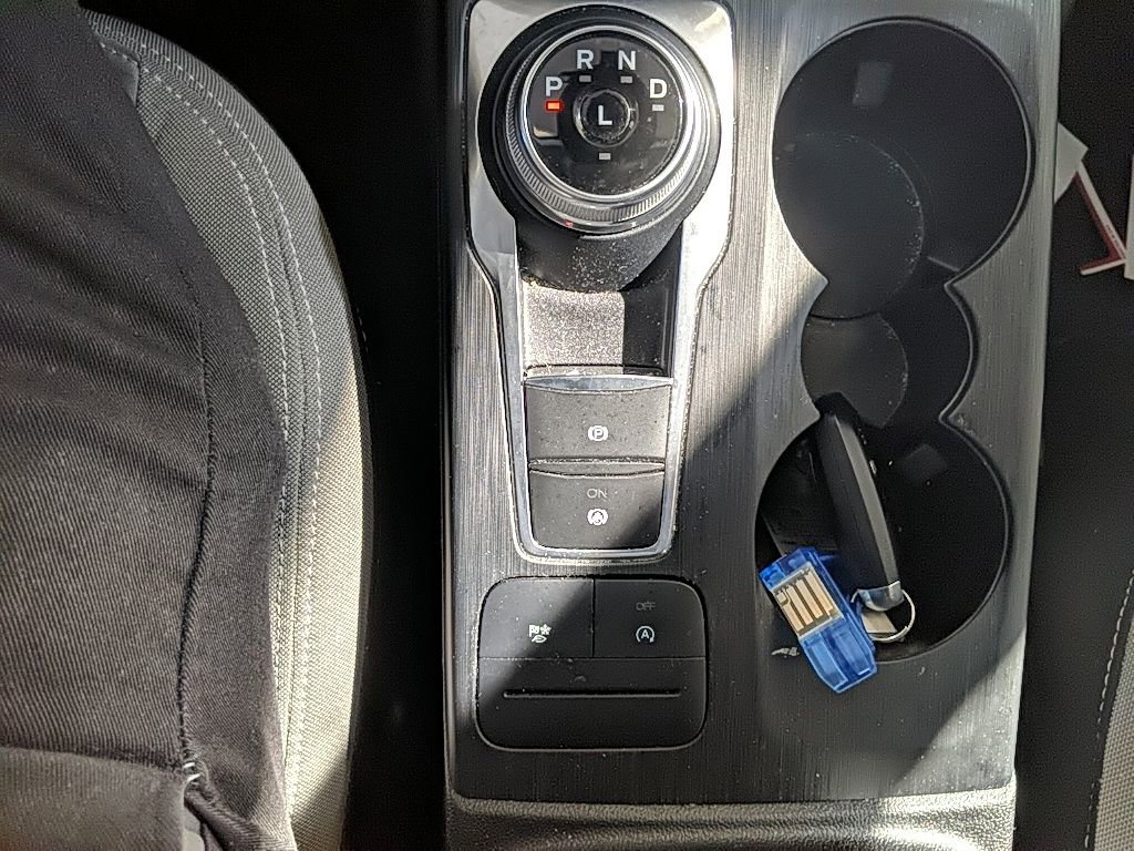 Used 2022 Ford Escape SE image 22