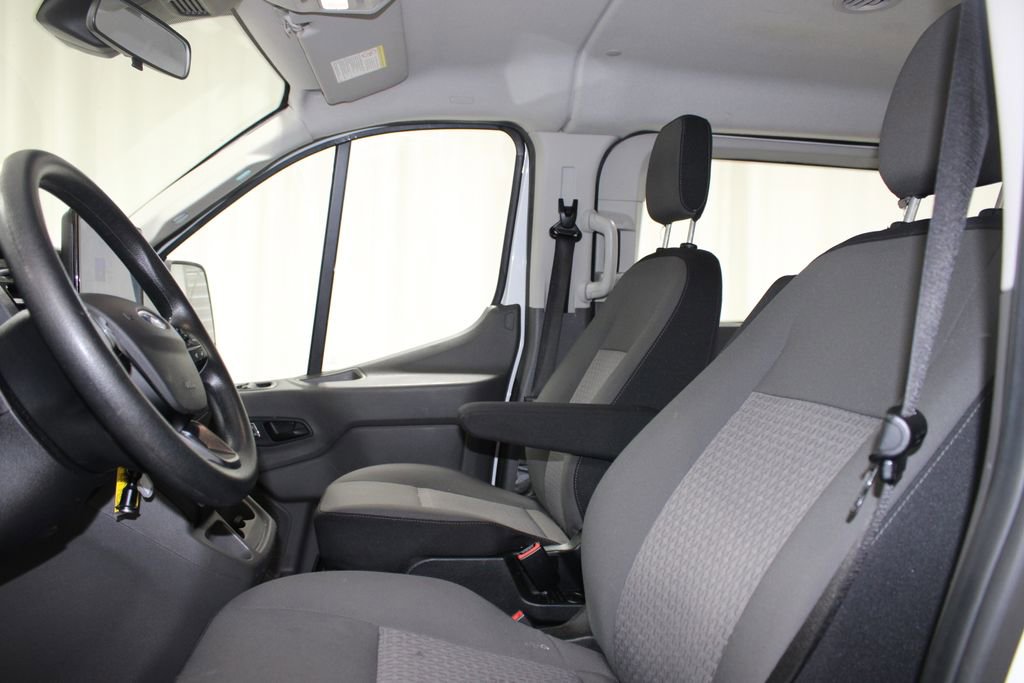 Used 2024 Ford Transit 350 XLT image 16
