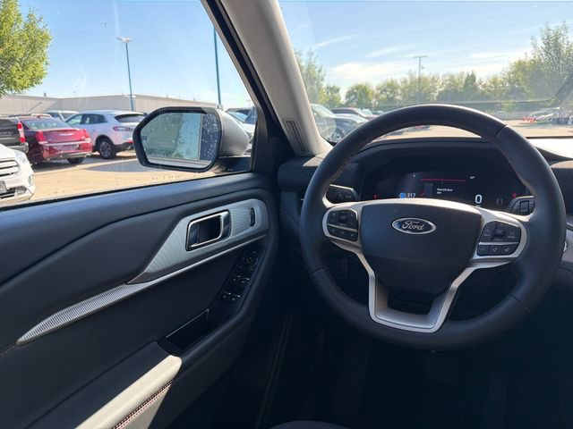 New 2026 Ford Explorer Active AWD/4WD image 17