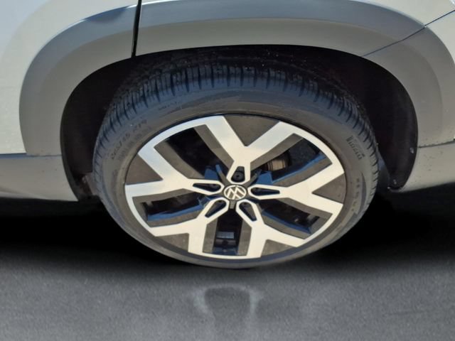 Used 2023 Volkswagen Taos SEL AWD/4WD image 7