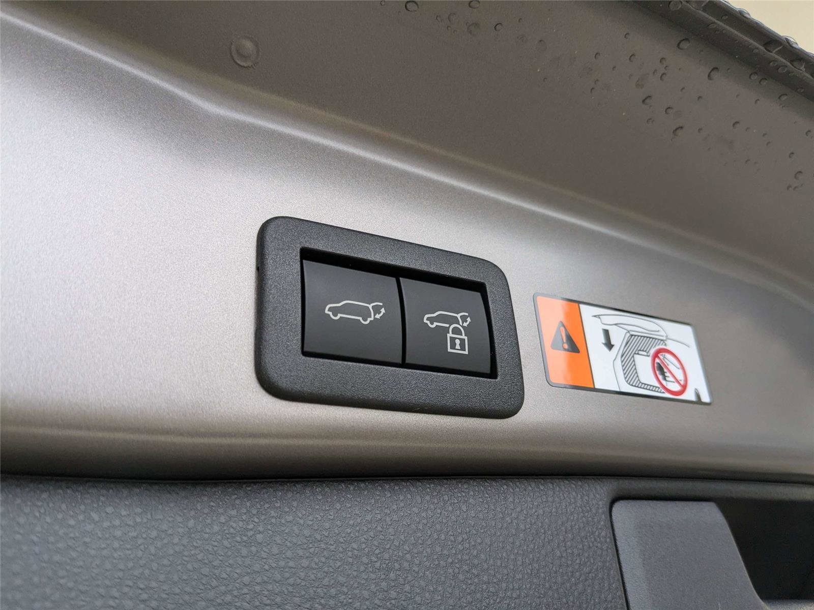 New 2026 Toyota RAV4 Limited image 8