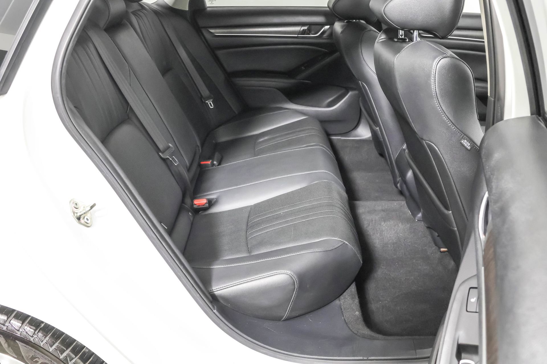 Used 2020 Honda Accord Touring image 42